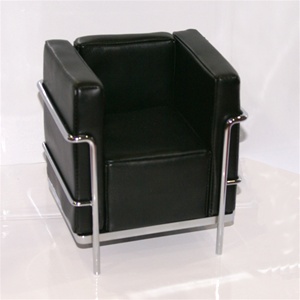 Modern Chair - Black (Perfectly scaled for Vita and most 16" Fashion Dolls) Highly detailed chrome plated metal frame and leatherette seats.