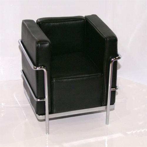 #28512 Modern Chair - Black (Perfectly scaled for Vita and most 16" Fashion Dolls)